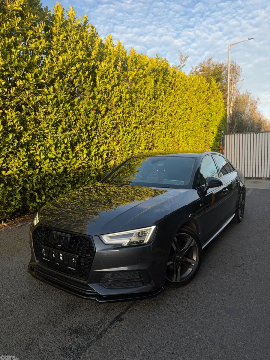 Audi A4 Saloon, Diesel, 2016, Grey