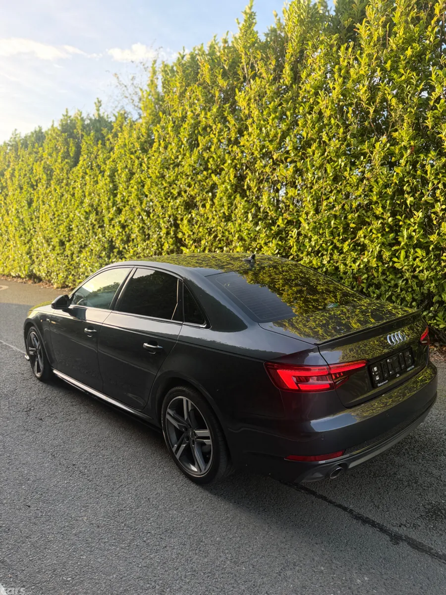 Audi A4 Saloon, Diesel, 2016, Grey