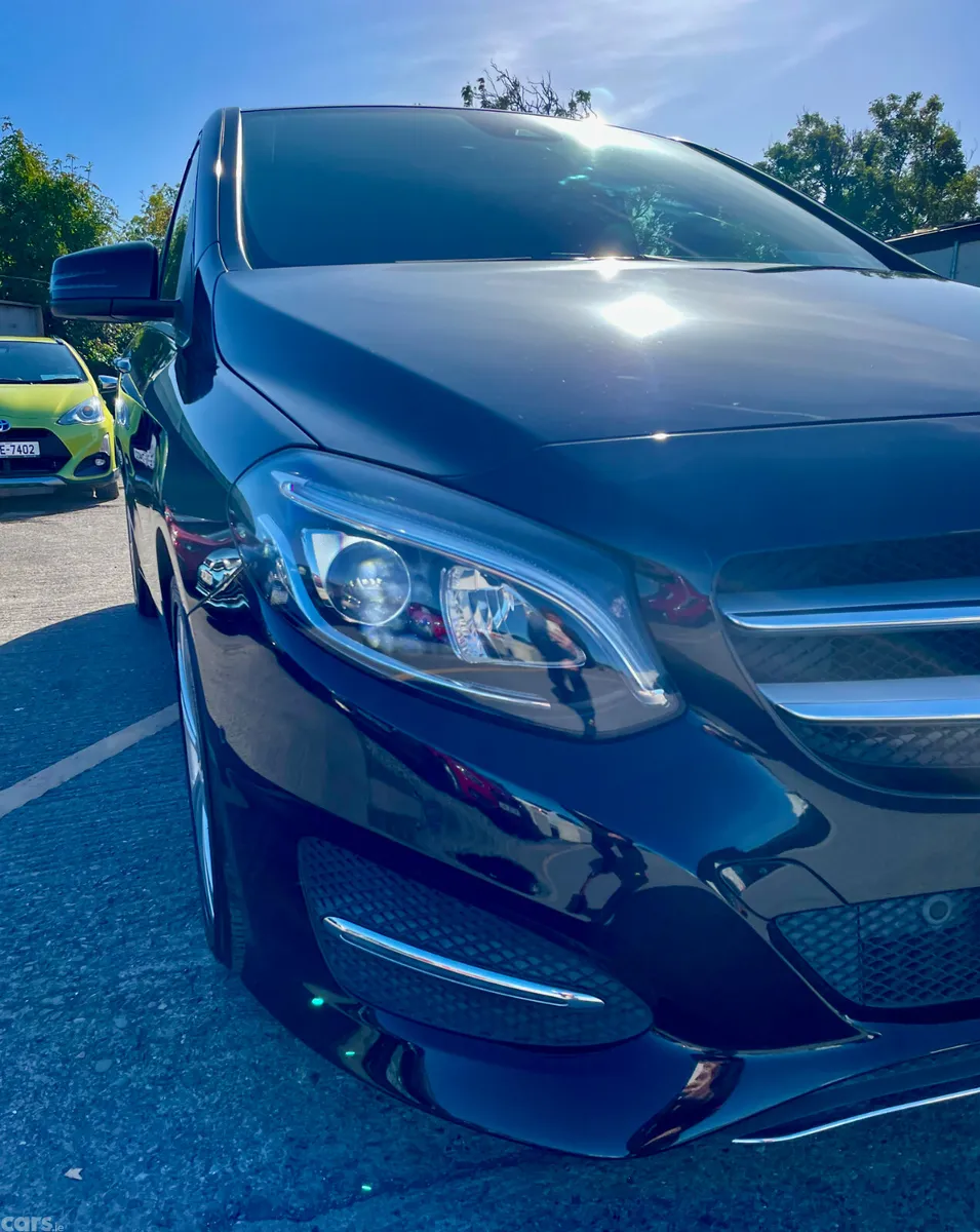 Mercedes-Benz B-Class MPV, Petrol, 2018, Black