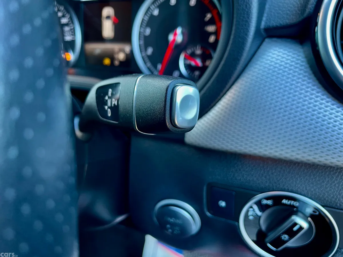Mercedes-Benz B-Class MPV, Petrol, 2018, Black