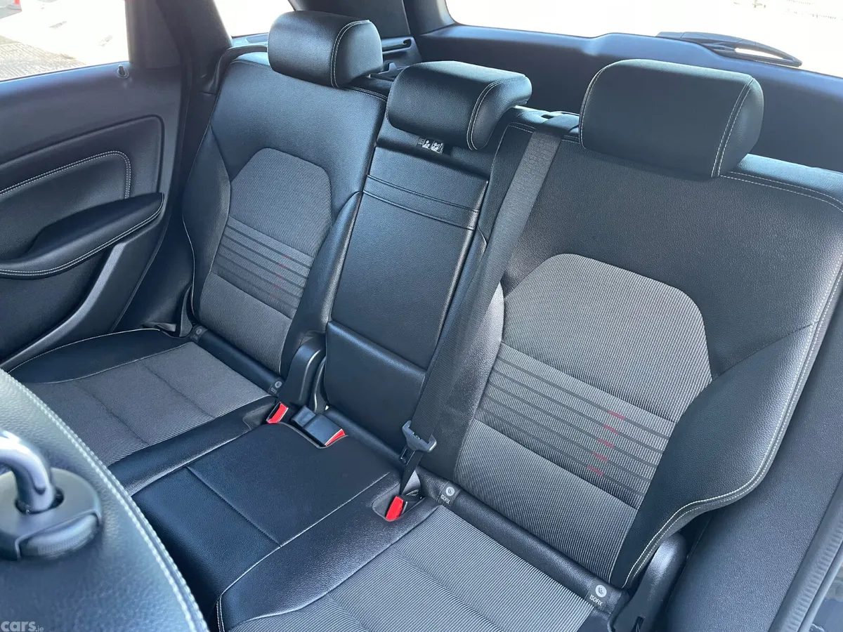 Mercedes-Benz B-Class MPV, Petrol, 2018, Black