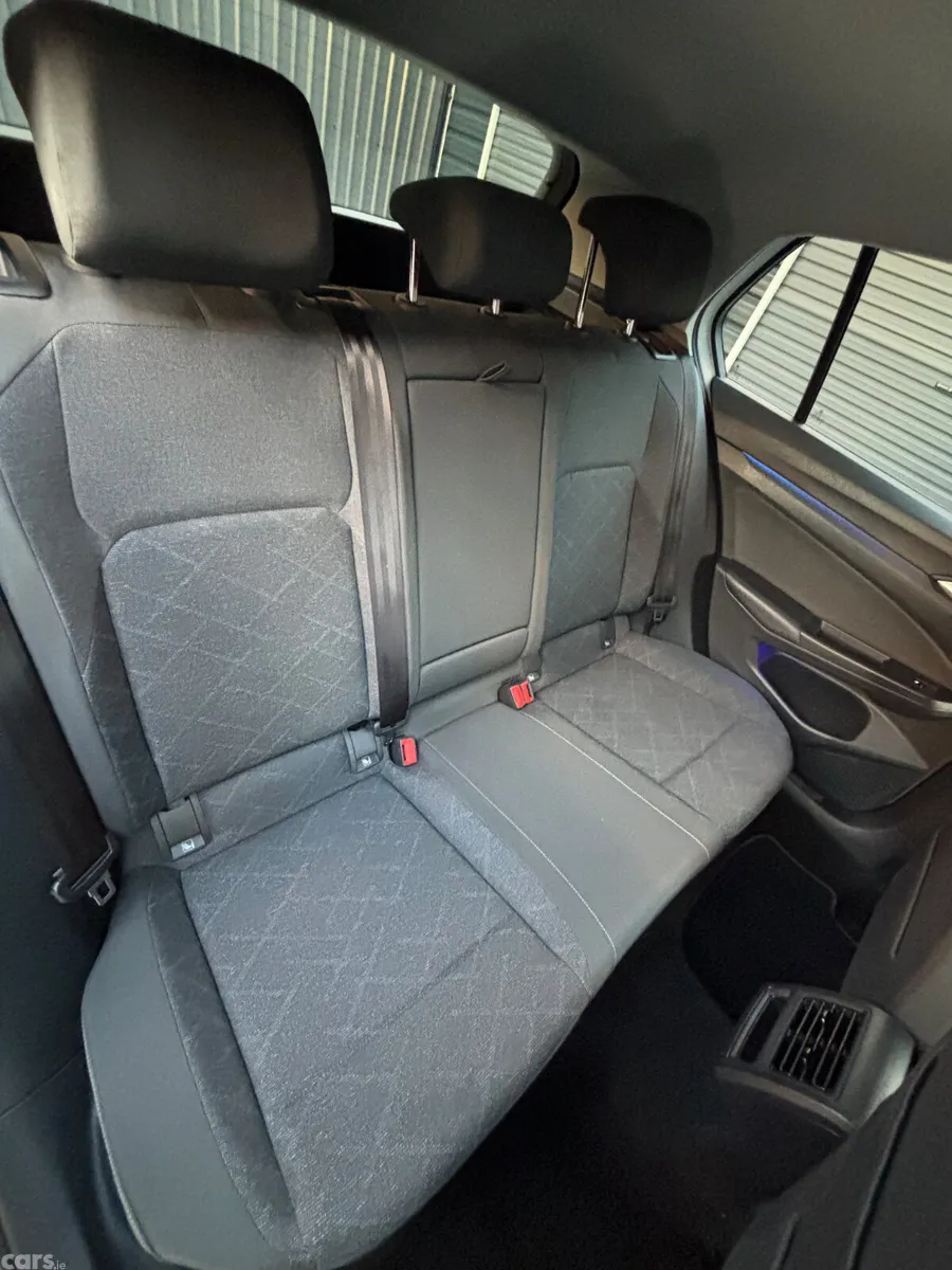 Volkswagen Golf Estate, Petrol, 2024, White