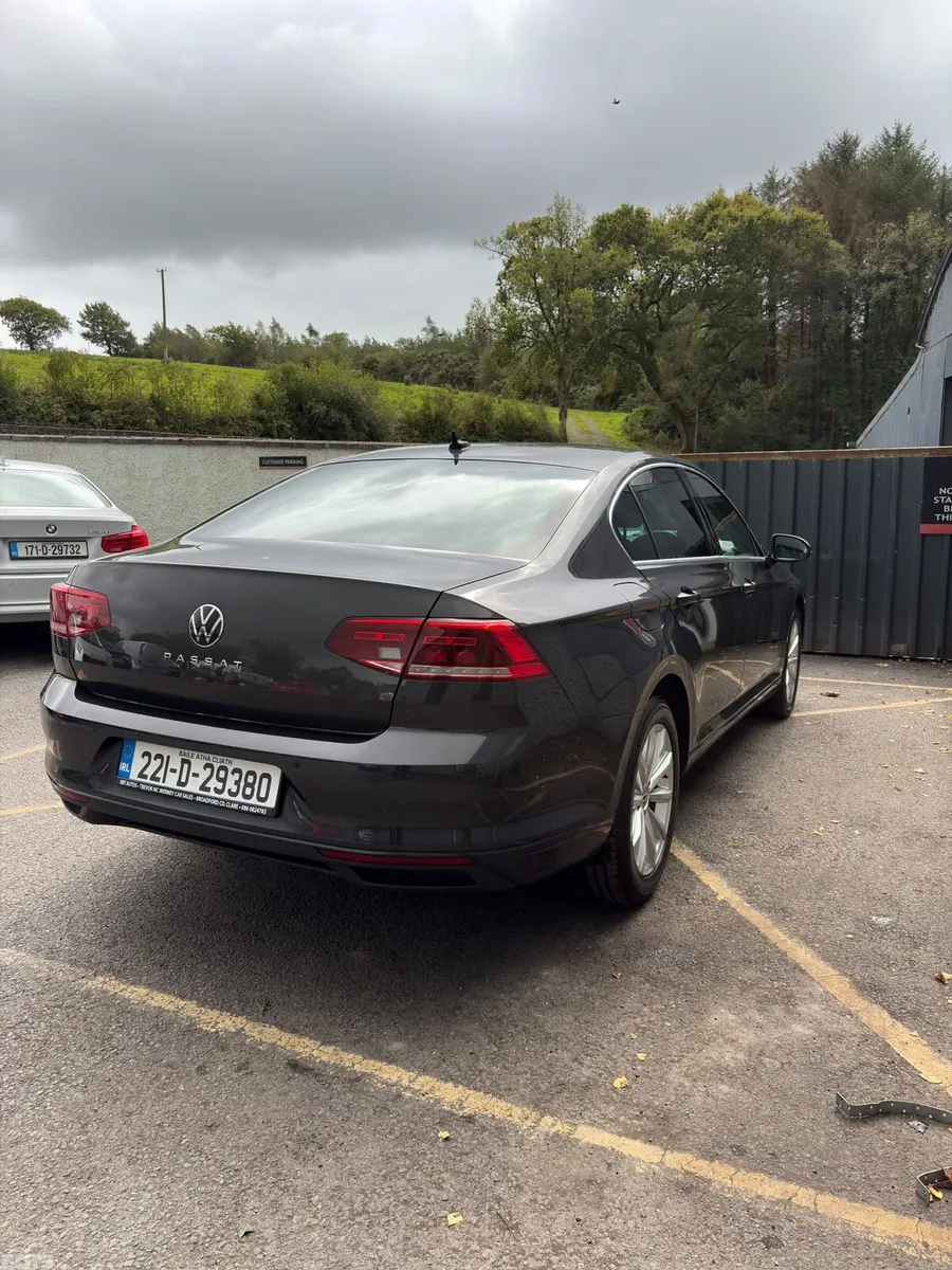 Volkswagen Passat Saloon, Diesel, 2022, Grey