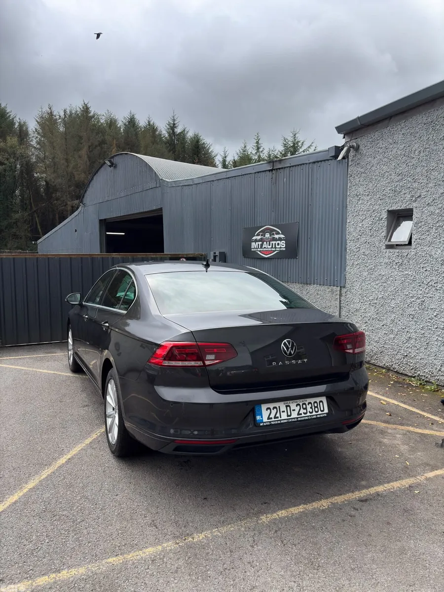 Volkswagen Passat Saloon, Diesel, 2022, Grey