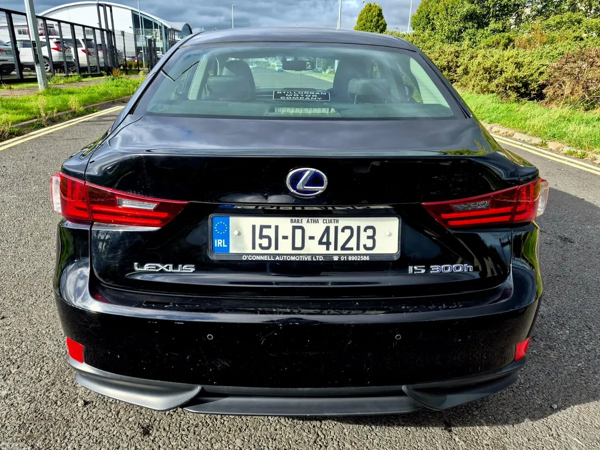 Lexus IS Saloon, Petrol Hybrid, 2015, Black