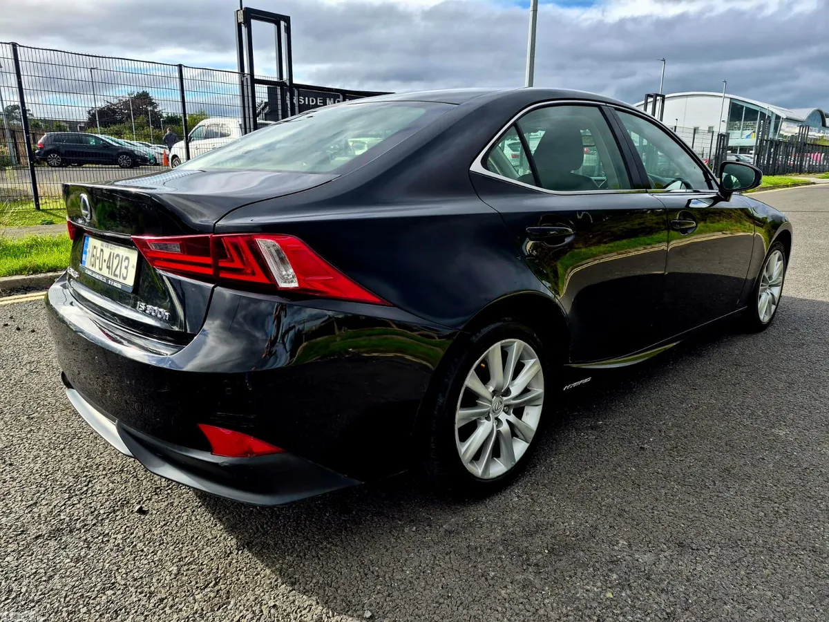 Lexus IS Saloon, Petrol Hybrid, 2015, Black