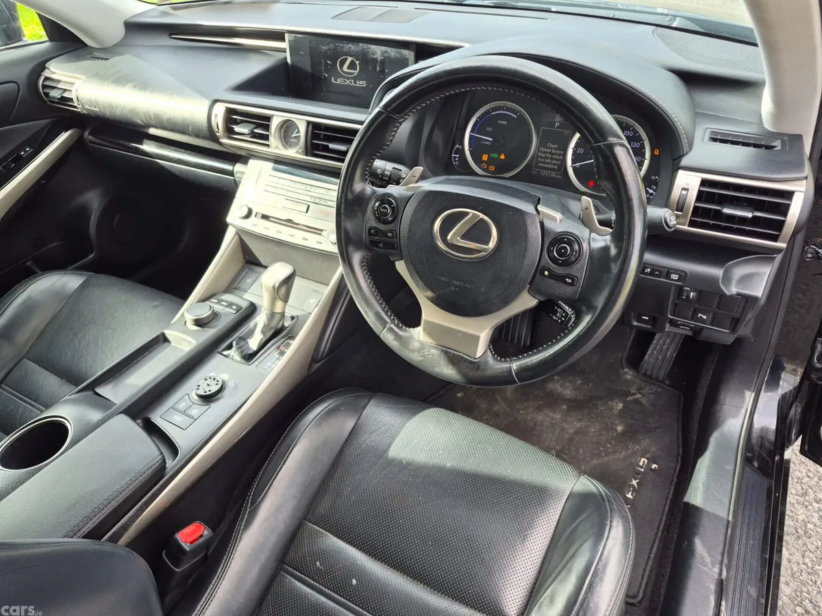 Lexus IS Saloon, Petrol Hybrid, 2015, Black