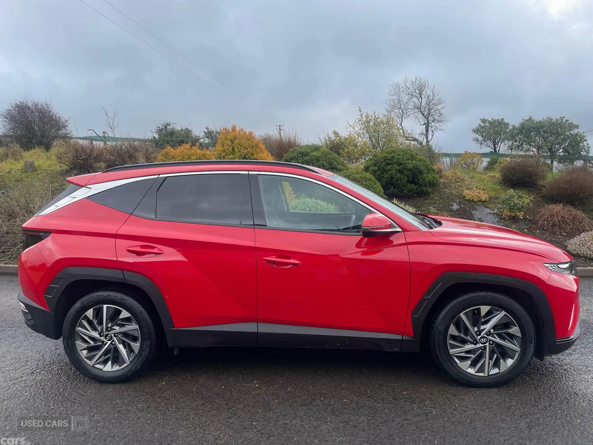 Hyundai Tucson SUV, Petrol, 2021, Red