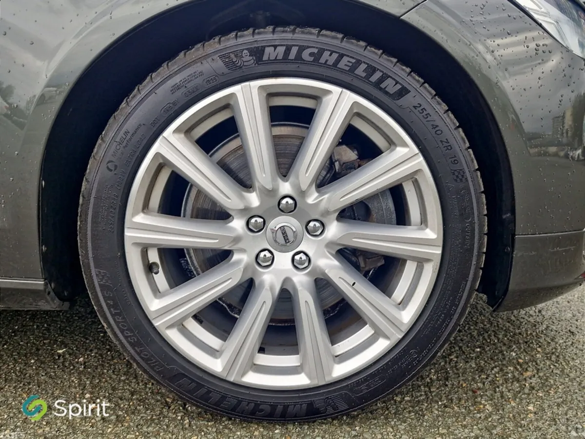 Volvo S90 Saloon, Petrol Hybrid, 2020, Grey