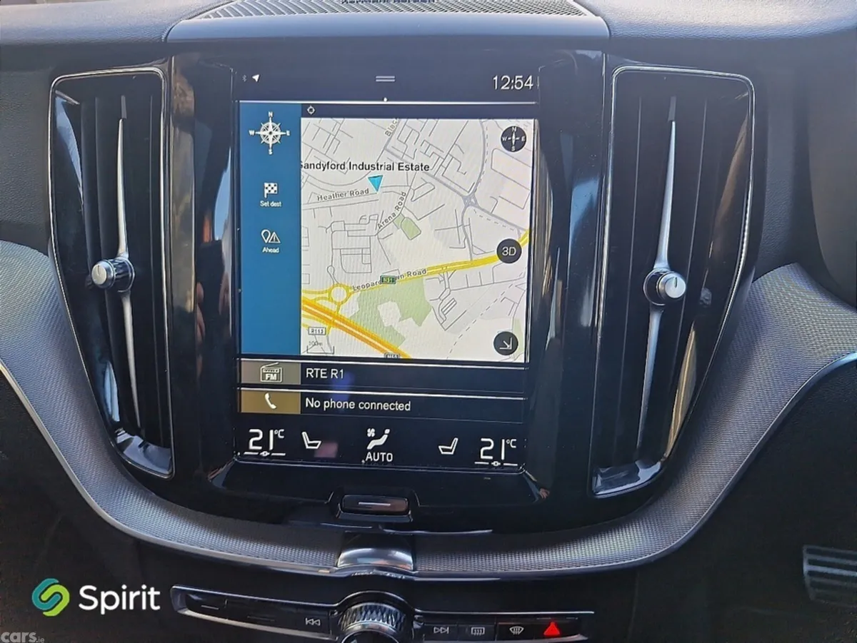 Volvo XC60 SUV, Petrol Plug-in Hybrid, 2021, White
