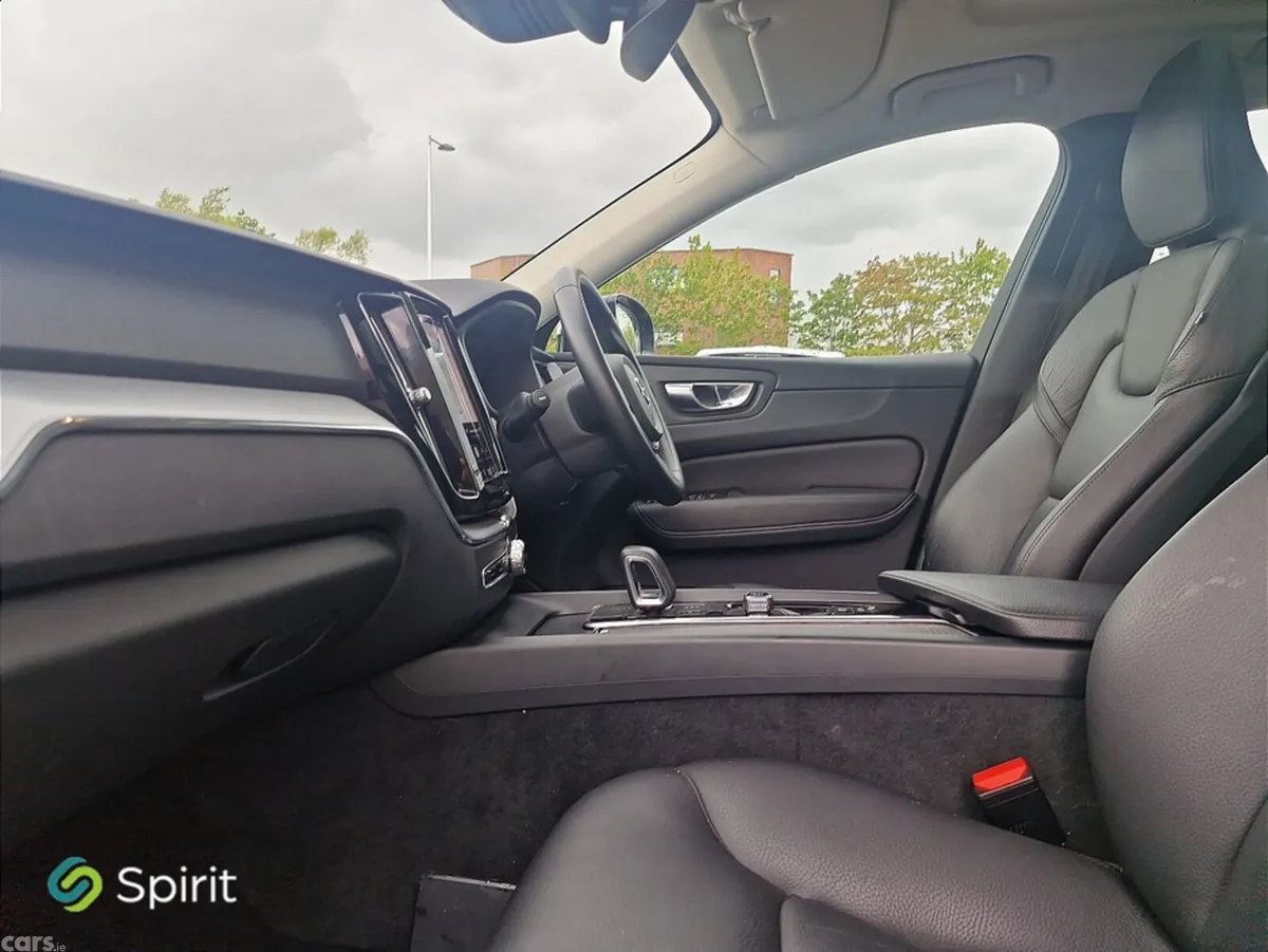 Volvo XC60 SUV, Diesel, 2022, Black