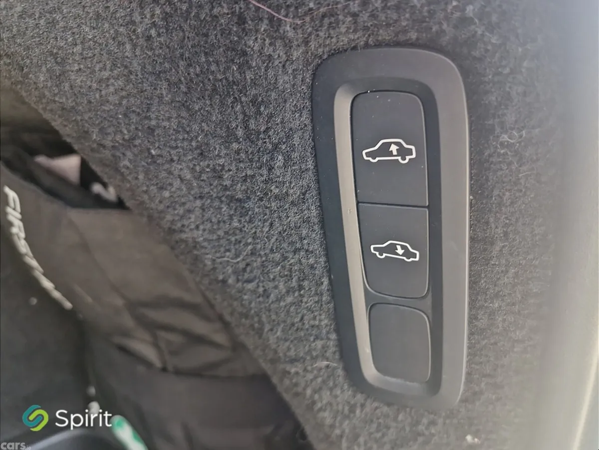 Volvo XC90 MPV, Petrol Plug-in Hybrid, 2019, Grey