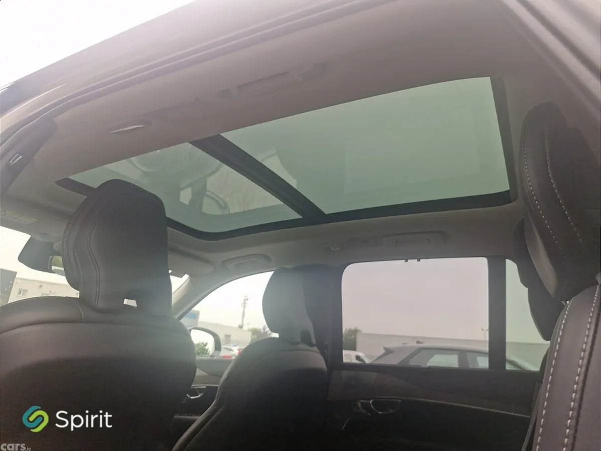 Volvo XC90 SUV, Petrol Plug-in Hybrid, 2025, Silver
