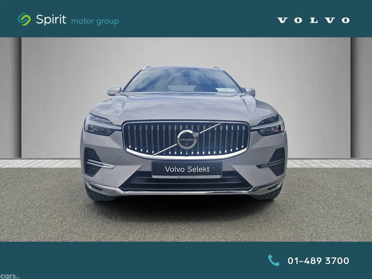 Volvo XC60 SUV, Petrol Plug-in Hybrid, 2025, Silver