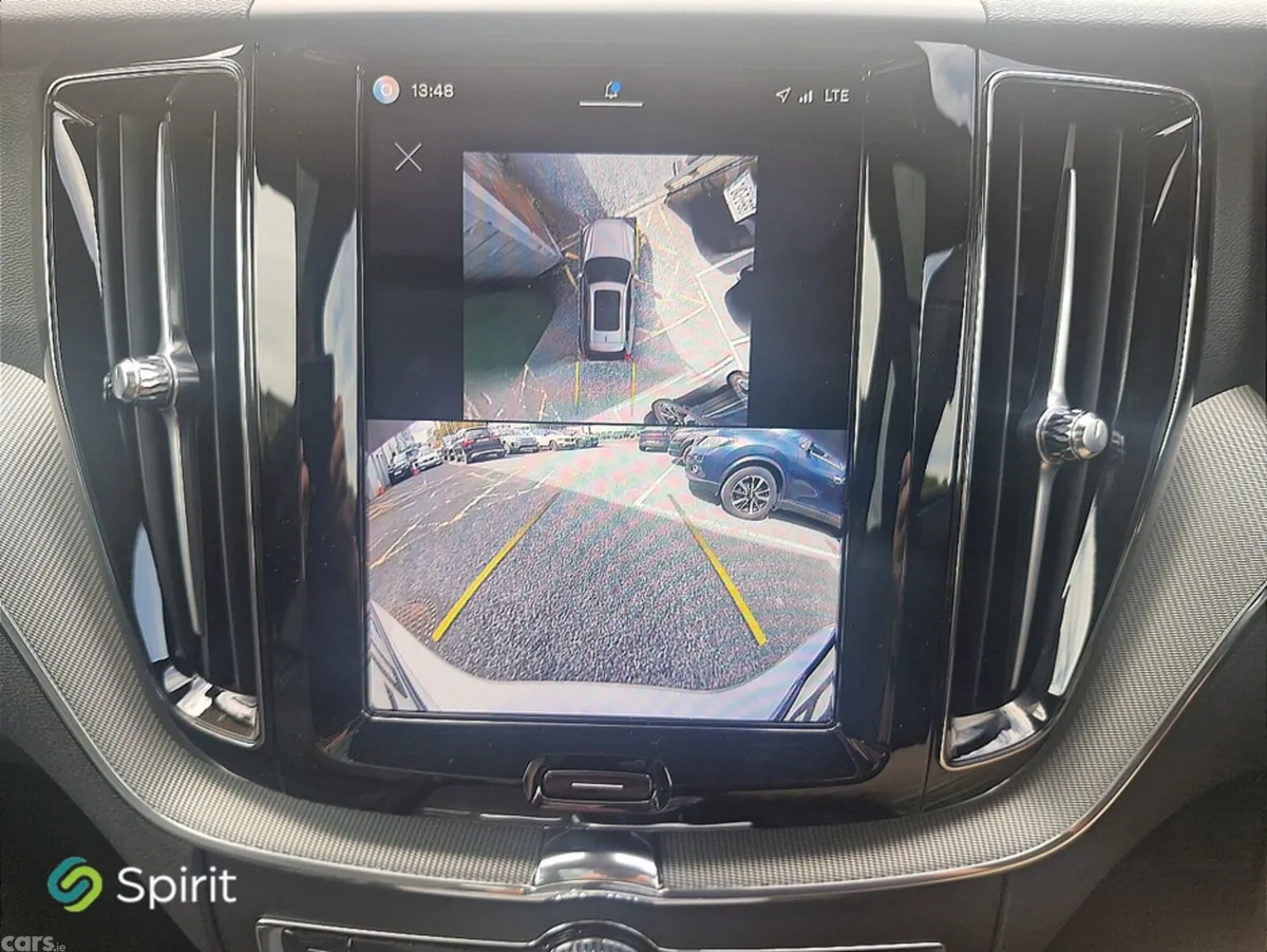 Volvo XC60 SUV, Petrol Plug-in Hybrid, 2025, Silver