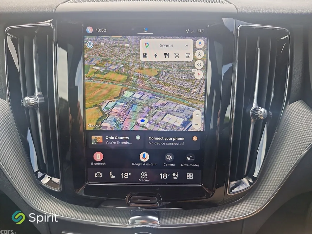 Volvo XC60 SUV, Petrol Plug-in Hybrid, 2025, Silver