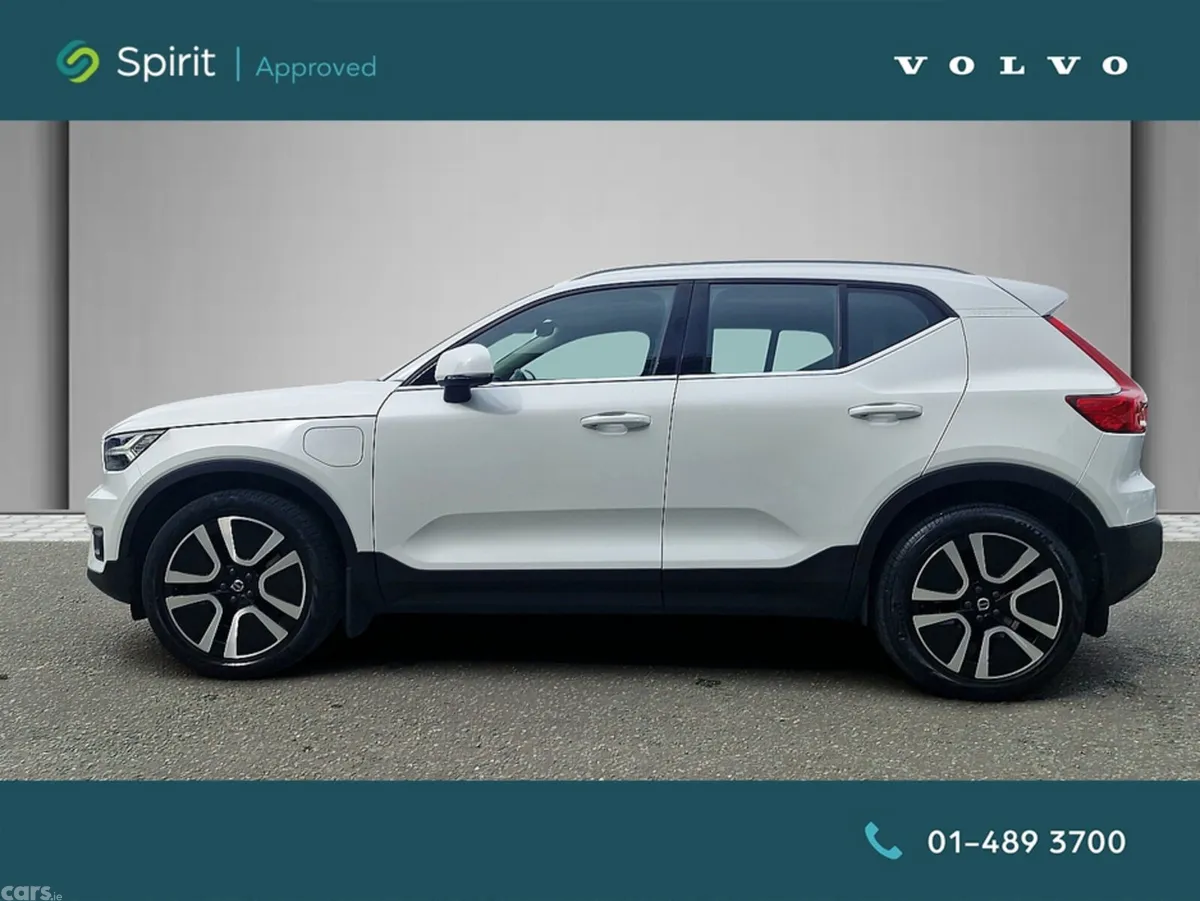Volvo XC40 SUV, Petrol Plug-in Hybrid, 2021, White