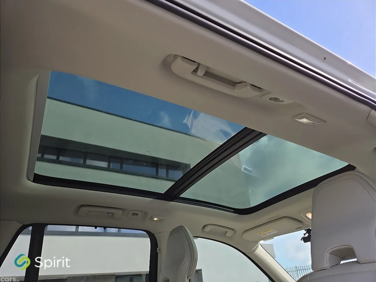 Volvo XC90 MPV, Petrol Plug-in Hybrid, 2022, White