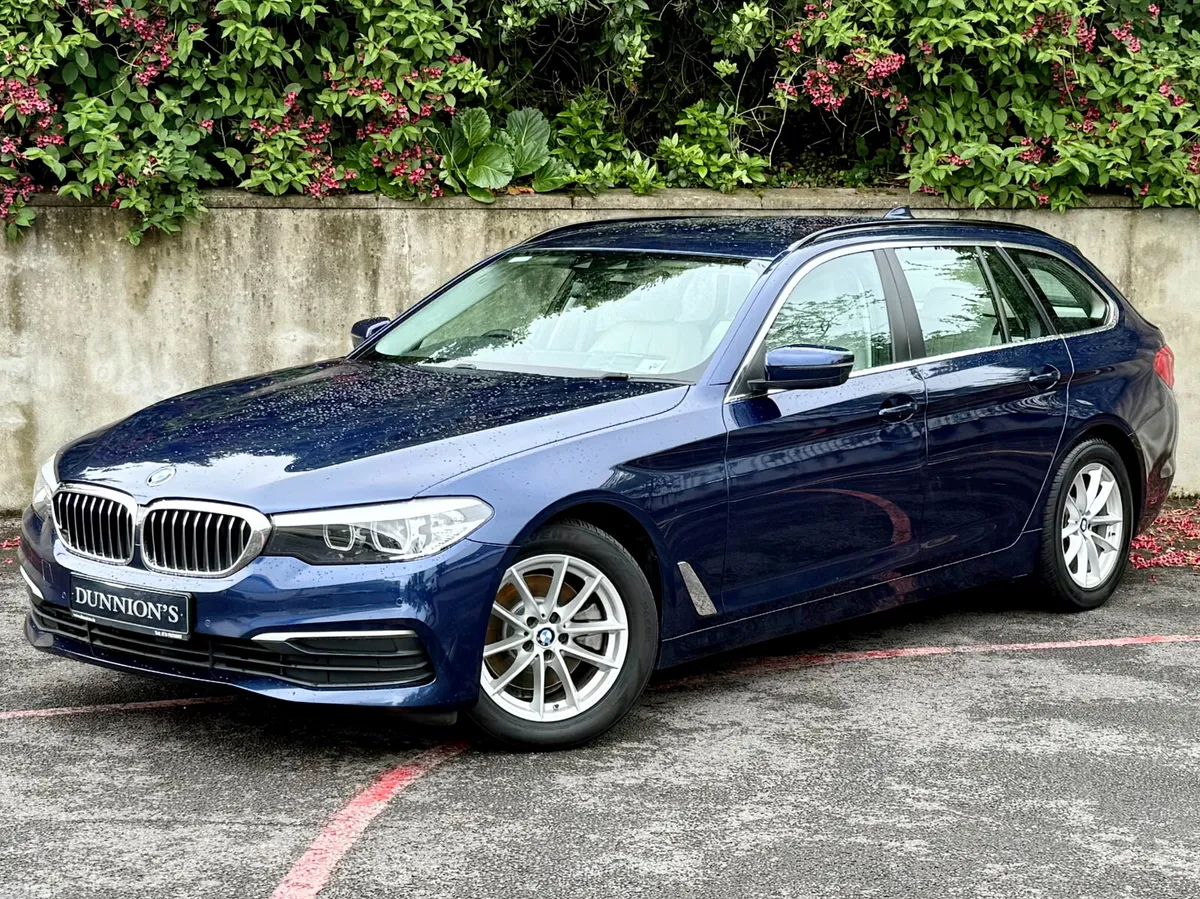 BMW 5-Series Estate, Diesel, 2019, Blue