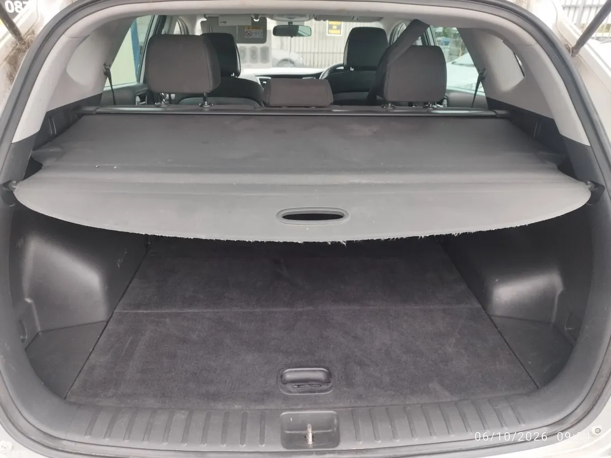 Hyundai Tucson SUV, Diesel, 2016, Silver