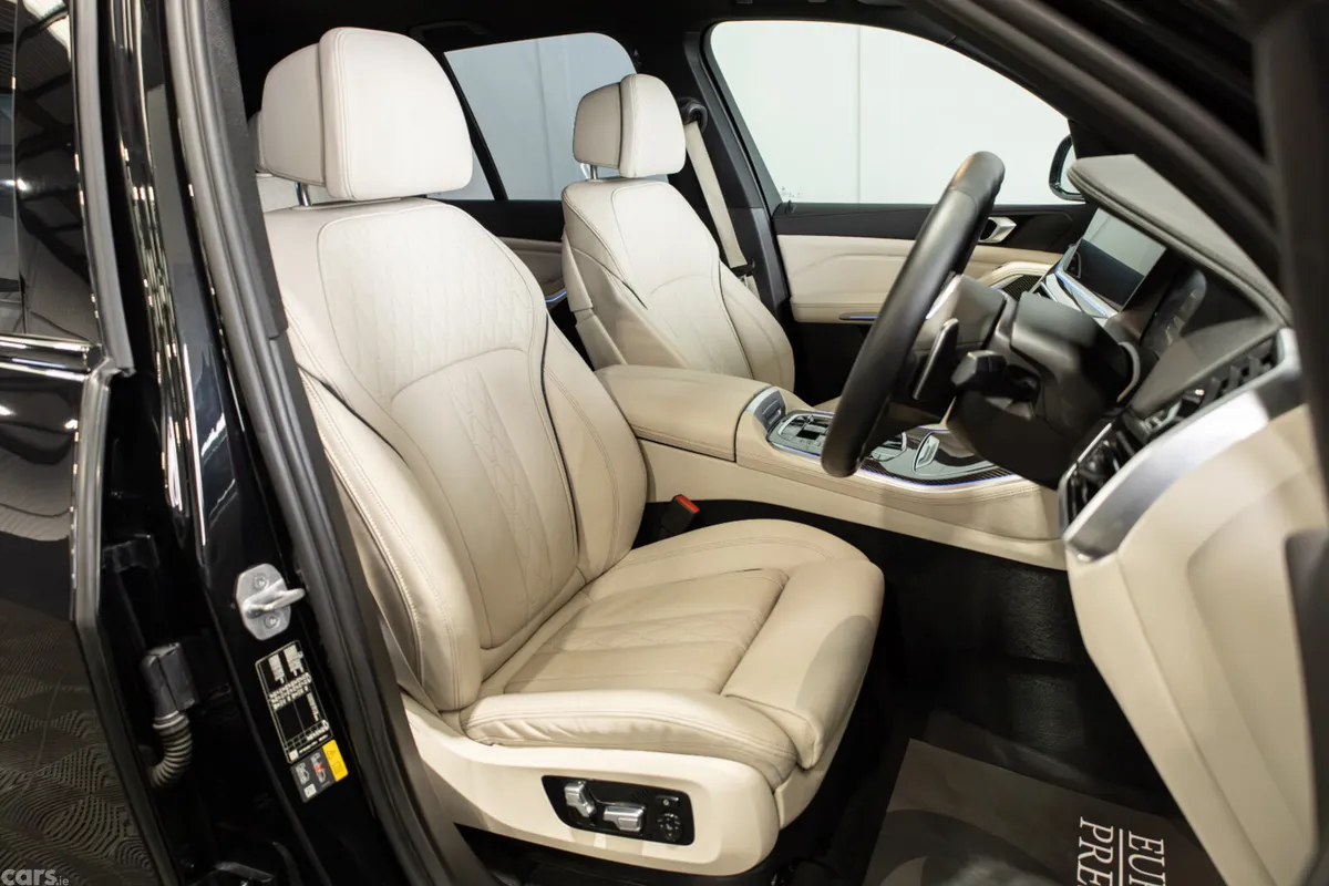 BMW X5 SUV, Petrol Plug-in Hybrid, 2023, Black