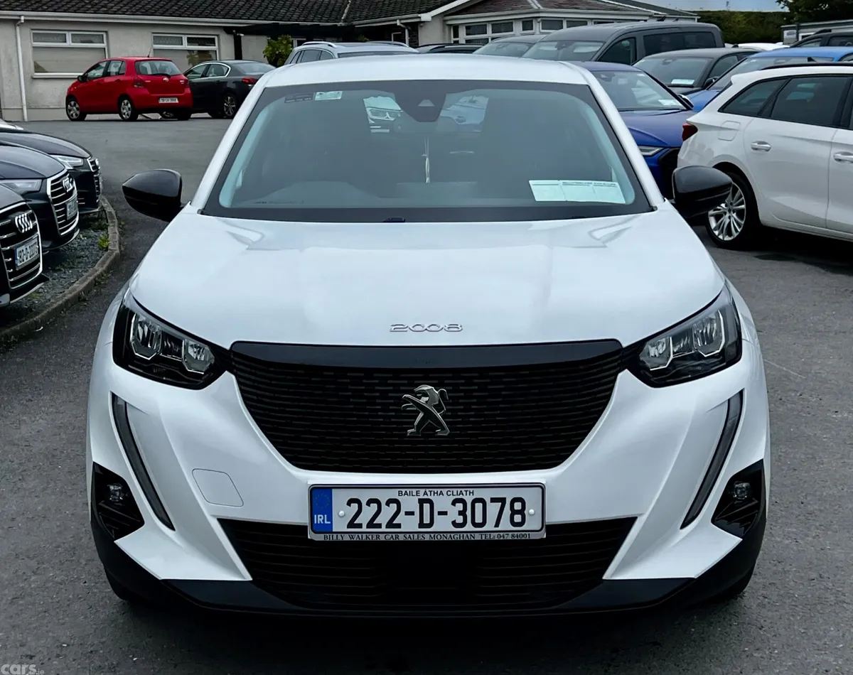 Peugeot 2008 MPV, Diesel, 2022, White