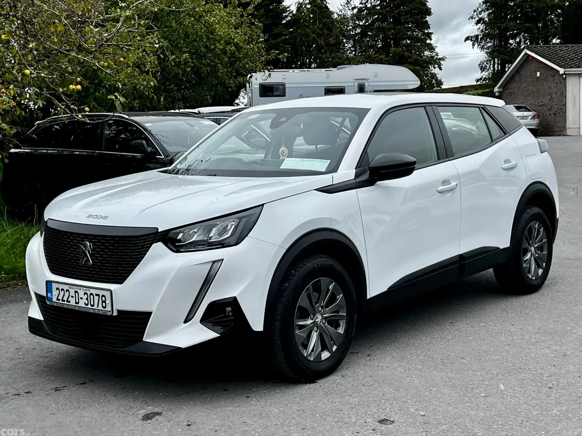 Peugeot 2008 MPV, Diesel, 2022, White