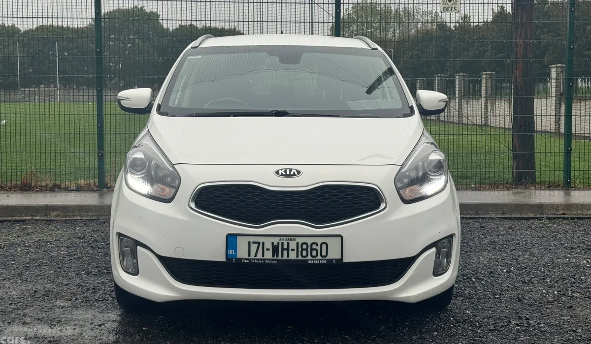 Kia Carens MPV, Diesel, 2017, White