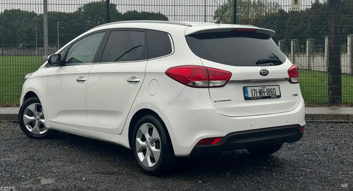 Kia Carens MPV, Diesel, 2017, White