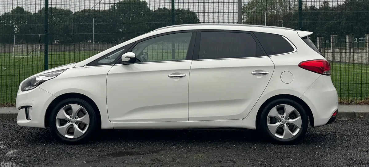 Kia Carens MPV, Diesel, 2017, White