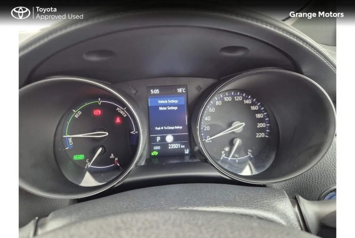 Toyota C-HR SUV, Petrol Hybrid, 2023, Grey