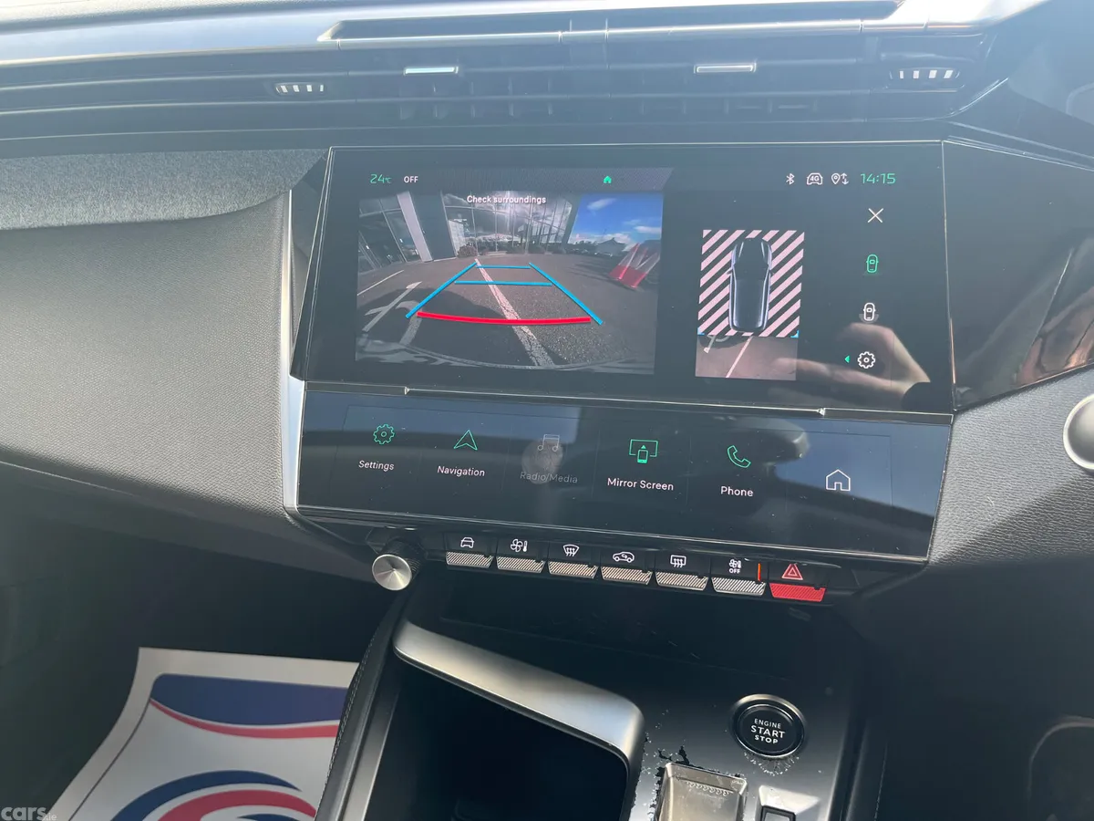 Peugeot 308 Hatchback, Diesel, 2023, Green