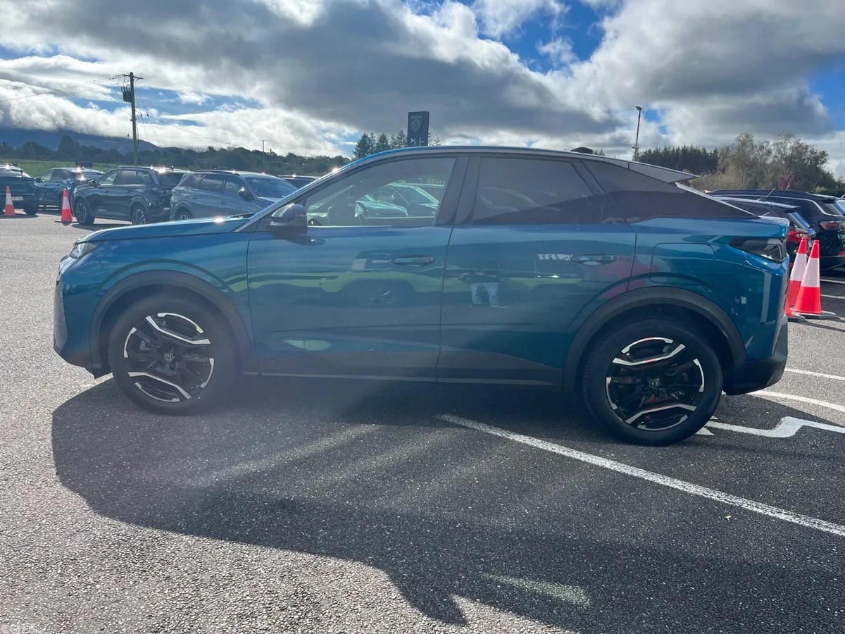 Peugeot 3008 MPV, Electric, 2025, Blue