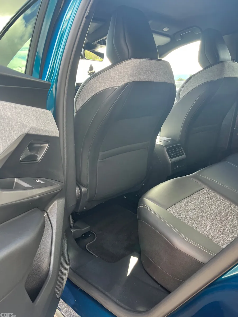 Peugeot 3008 MPV, Electric, 2025, Blue