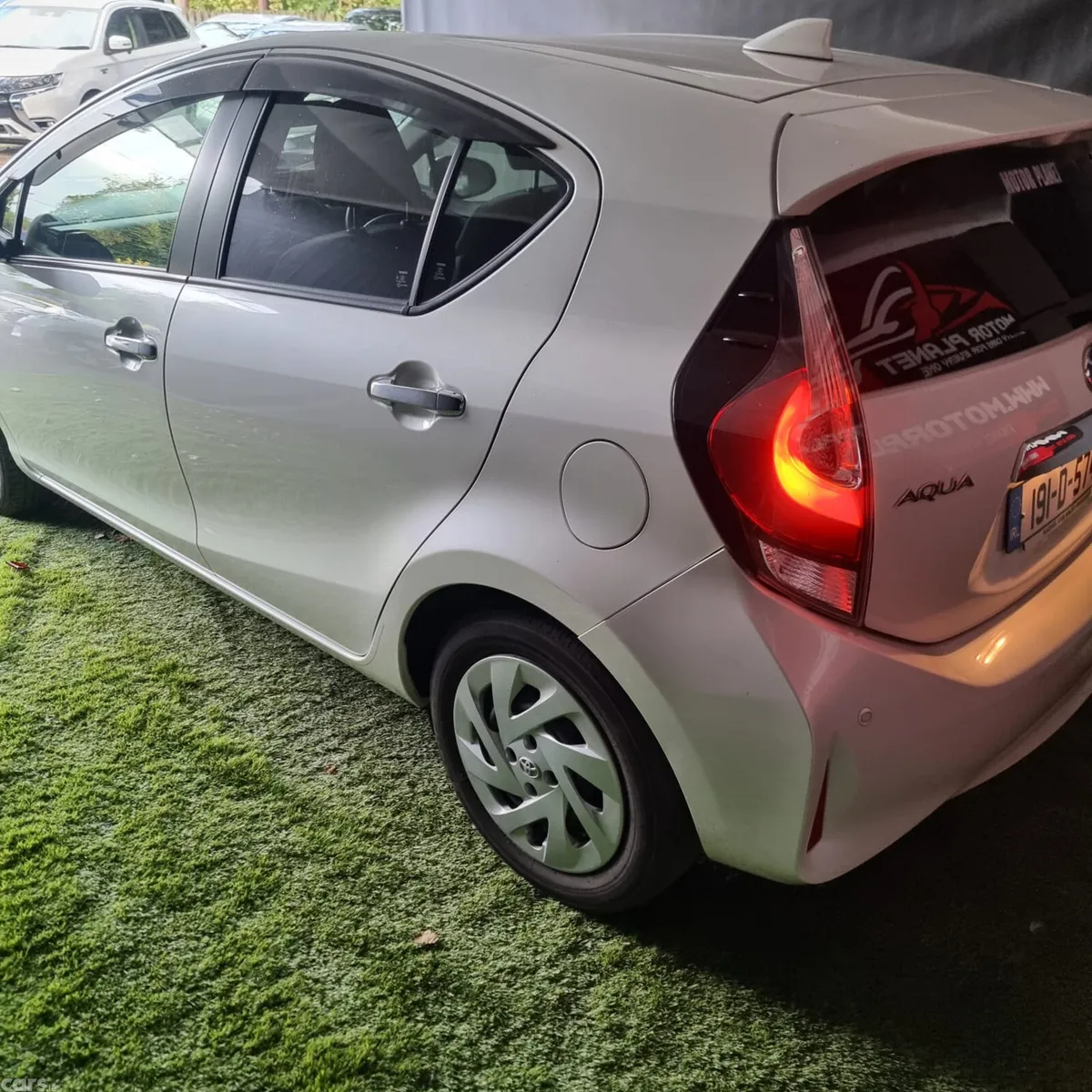 Toyota Aqua Hatchback, Petrol Hybrid, 2019, White