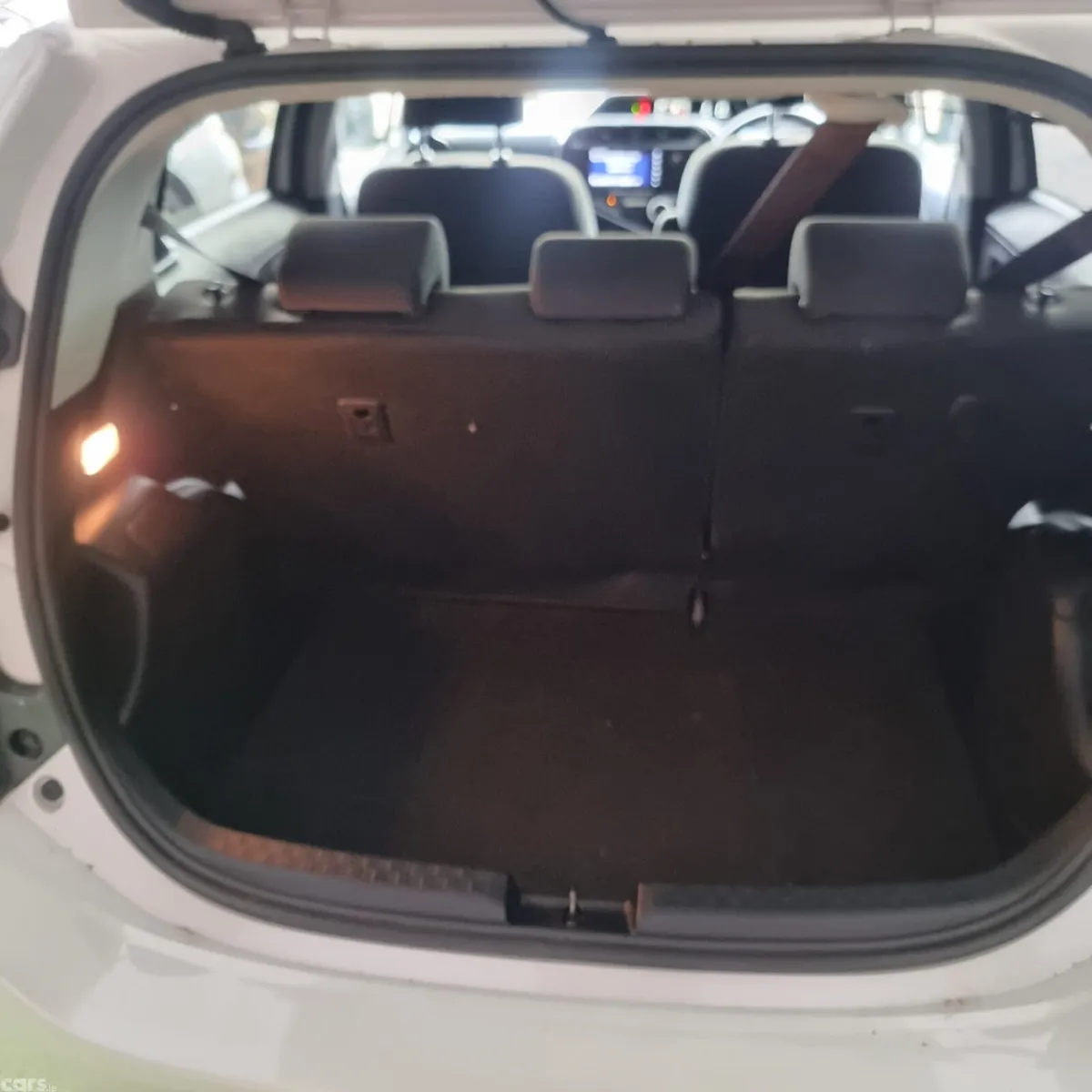 Toyota Aqua Hatchback, Petrol Hybrid, 2019, White