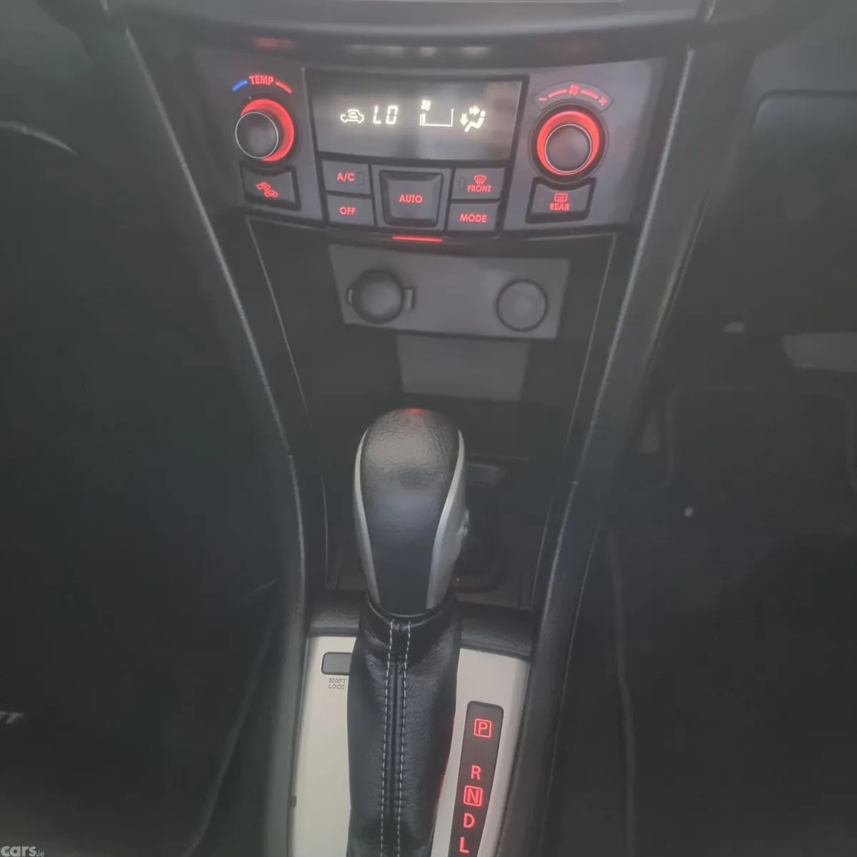 Suzuki Swift Hatchback, Petrol, 2012, Black