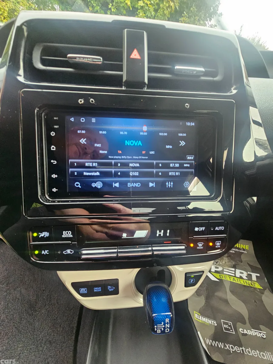 Toyota Prius Hatchback, Petrol Hybrid, 2017, Silver