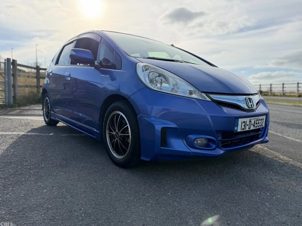 Honda Fit Hatchback, Petrol Hybrid, 2013, Blue