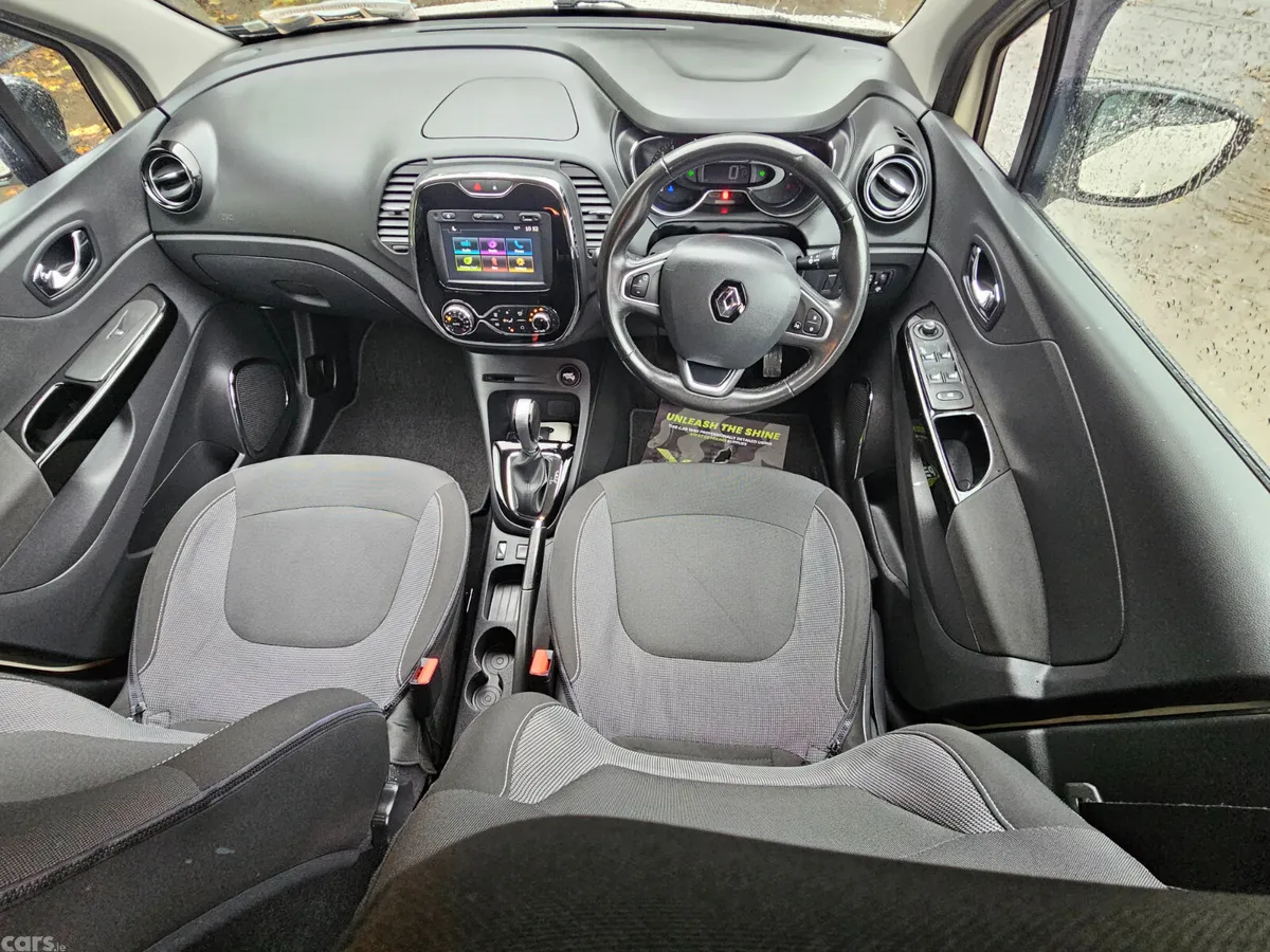 Renault Captur Hatchback, Diesel, 2016, Beige