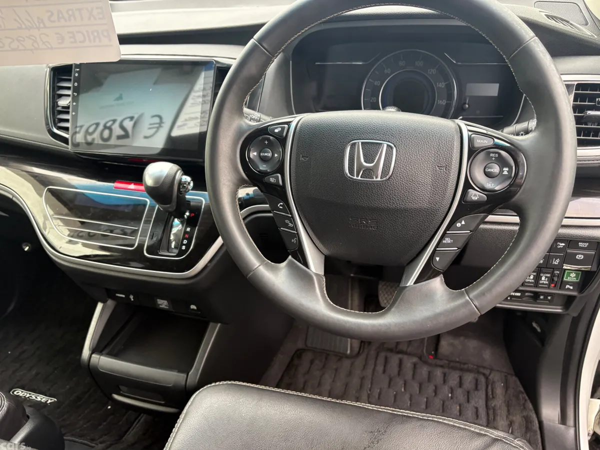 Honda Odyssey MPV, Petrol Hybrid, 2019, White