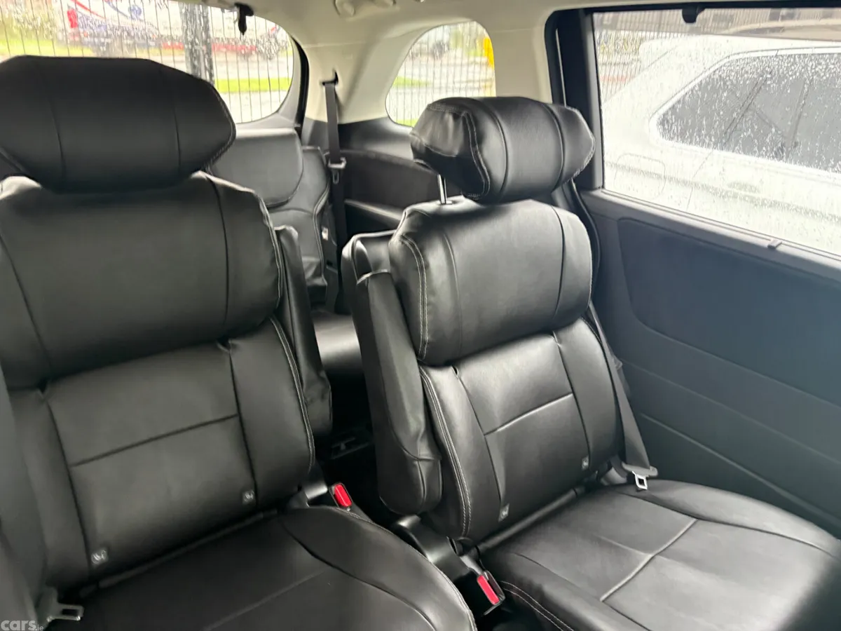 Honda Odyssey MPV, Petrol Hybrid, 2019, White
