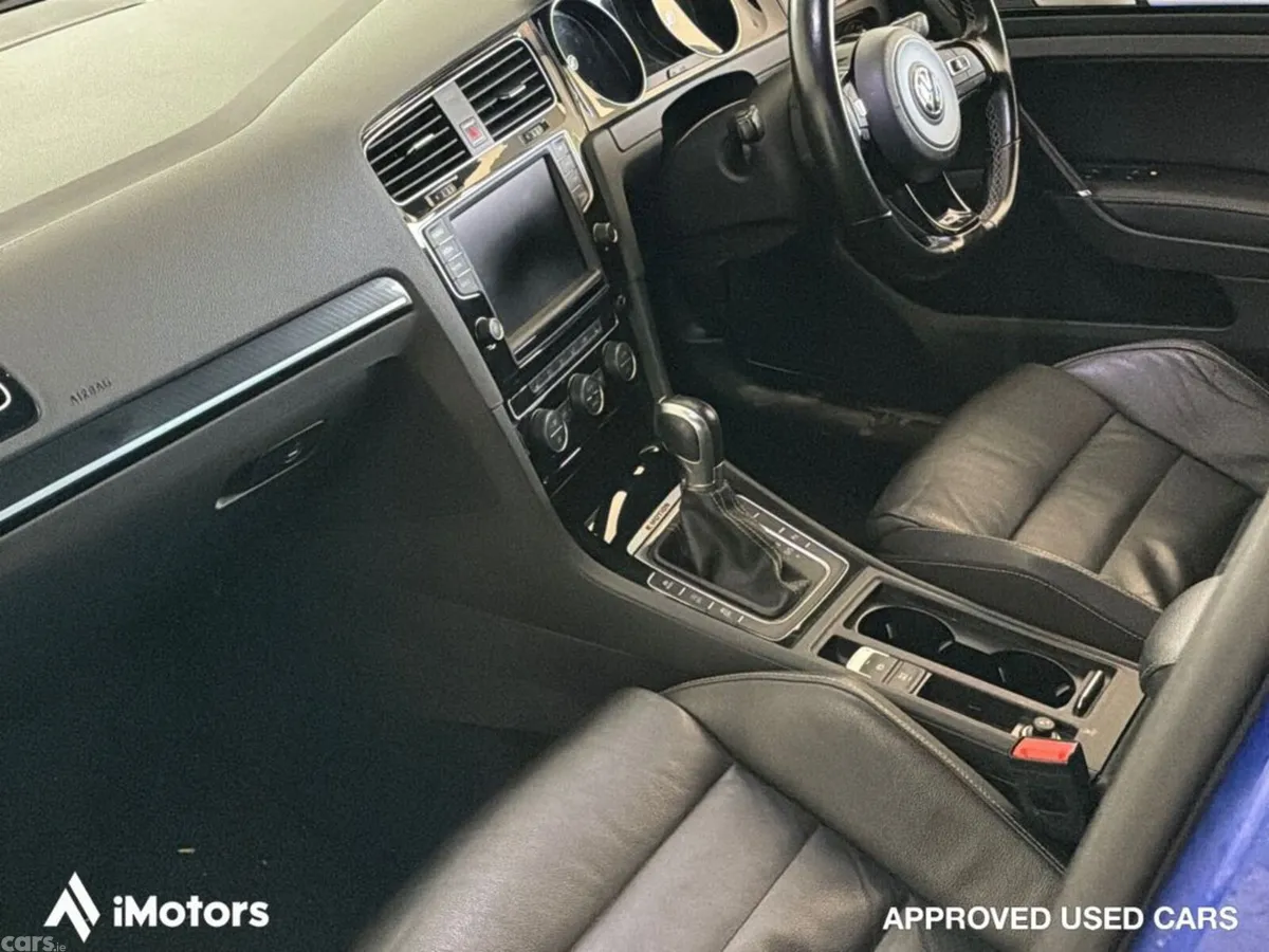 Volkswagen Golf Estate, Petrol, 2016, Blue