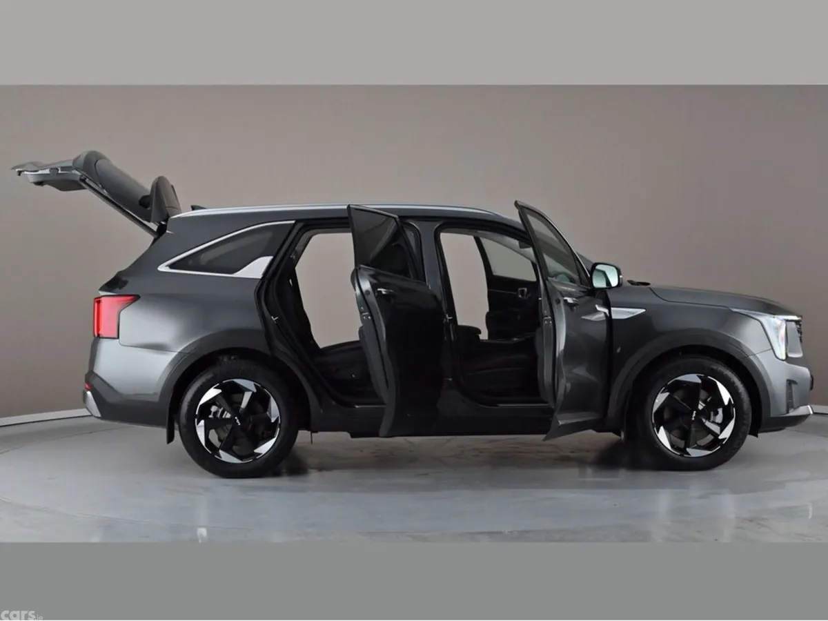Kia Sorento SUV, Diesel Hybrid, 2026, Grey