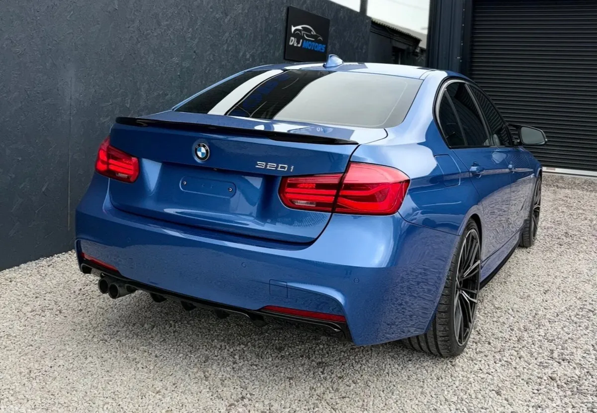 BMW 3-Series Saloon, Petrol, 2018, Blue