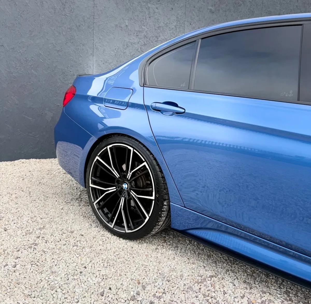 BMW 3-Series Saloon, Petrol, 2018, Blue