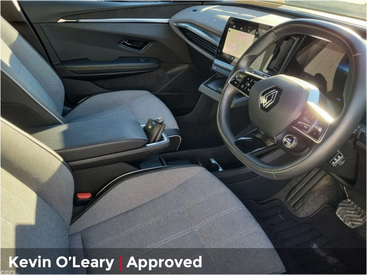 Renault Megane Hatchback, Electric, 2023, Black