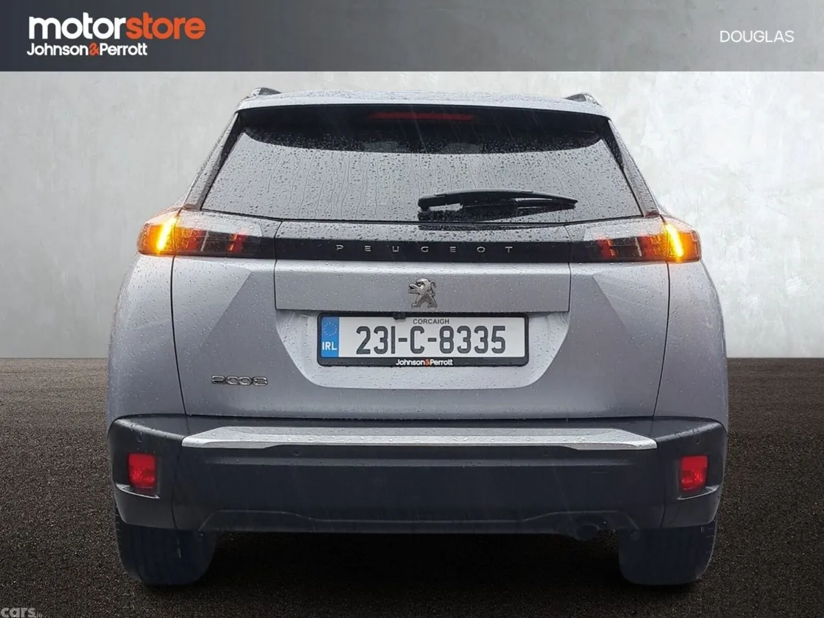 Peugeot 2008 MPV, Petrol, 2023, Grey