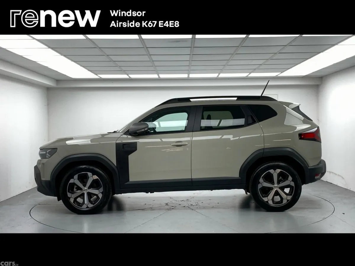 Dacia Duster SUV, Petrol Hybrid, 2026, Brown