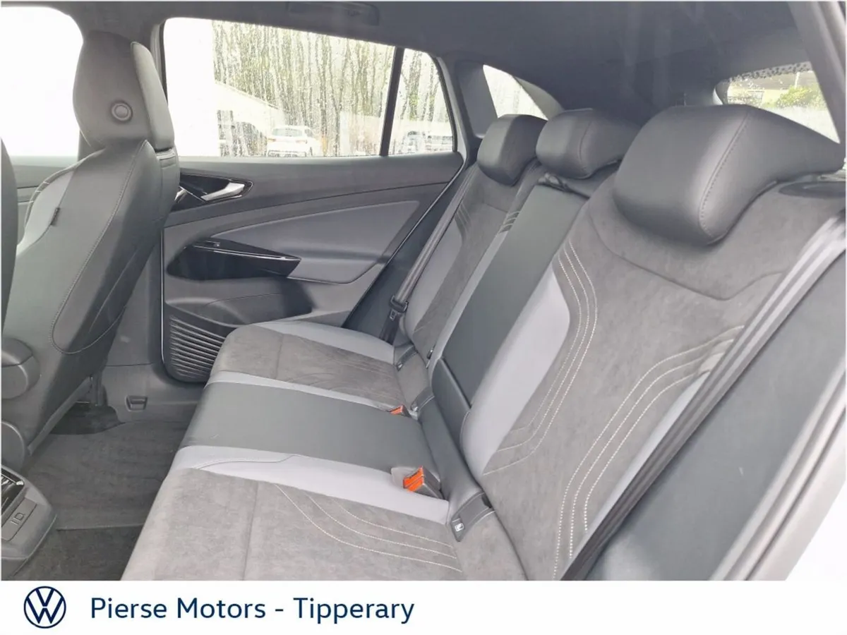 Volkswagen ID.4 SUV, Electric, 2026, White